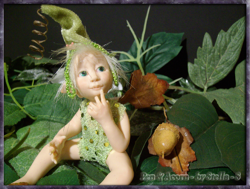 Baby Faerie Pen & Acorn back to gallery